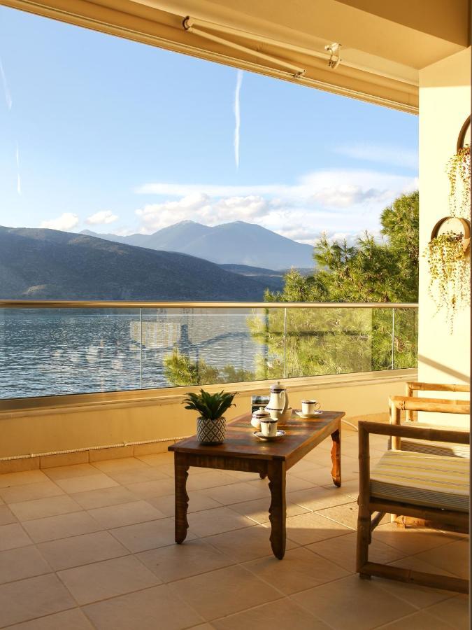 Beach House In Itea-Delphi Exterior photo
